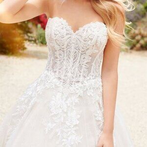 Martin Thornburg Rose Wedding dress
